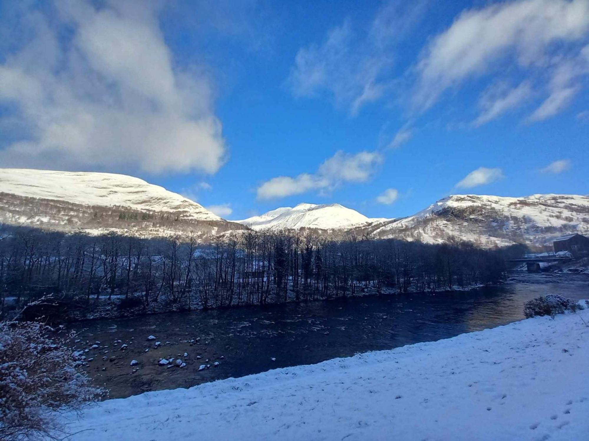 Riverside Pod, West Highland Way Holidays キンロックリーバン エクステリア 写真